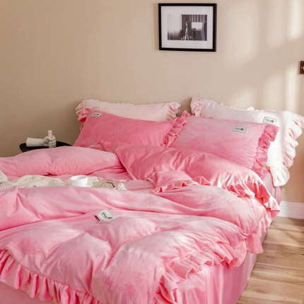 91家纺网 家纺一手货源 找家纺 （总）金奇达 2019公主风荷叶边宝宝绒四件套