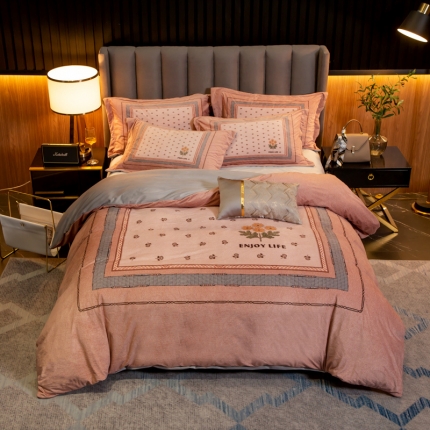 91家纺网 家纺一手货源 找家纺 （总）金奇达 2019大版数码花卉系列宝宝绒四件套