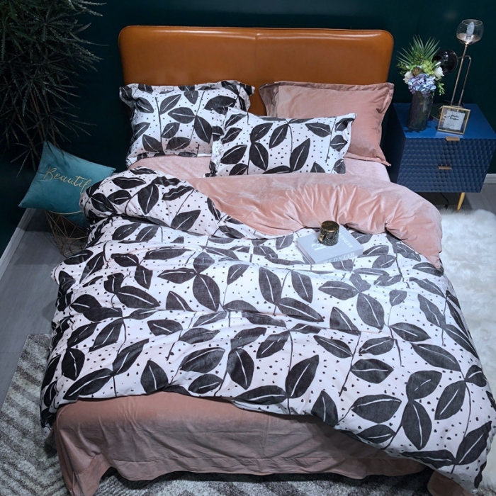 91家纺网 家纺一手货源 找家纺 金奇达 2019新款宝宝绒四件套实拍图 墨叶