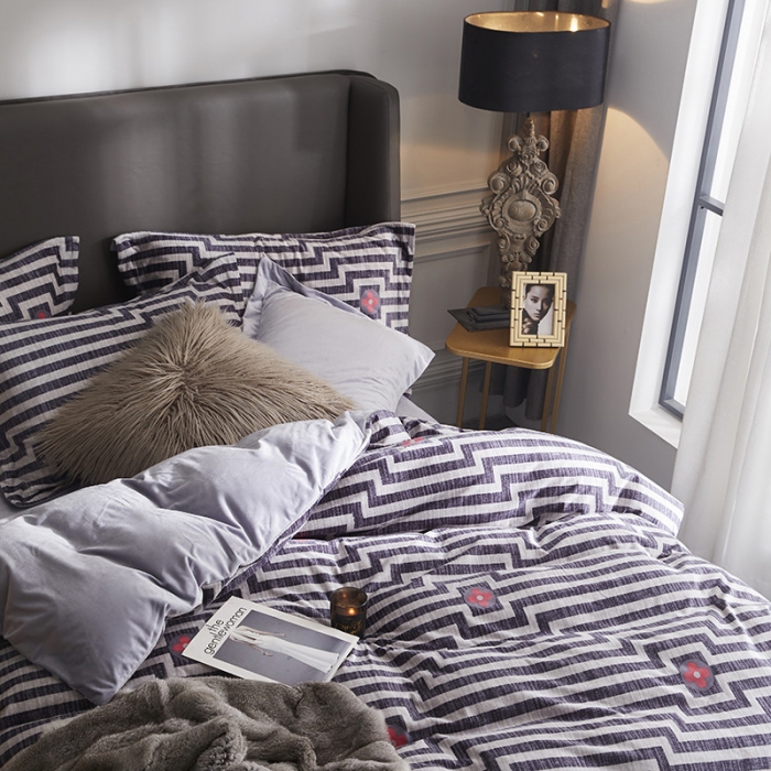 91家纺网 家纺一手货源 找家纺 金奇达 2019新款宝宝绒四件套自然光图 恋想