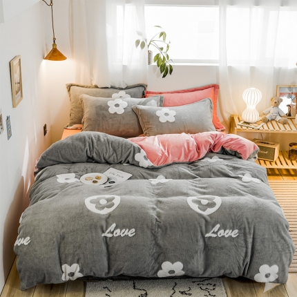 91家纺网 家纺一手货源 找家纺 （总）金奇达 2019新款大版提花绒四件套