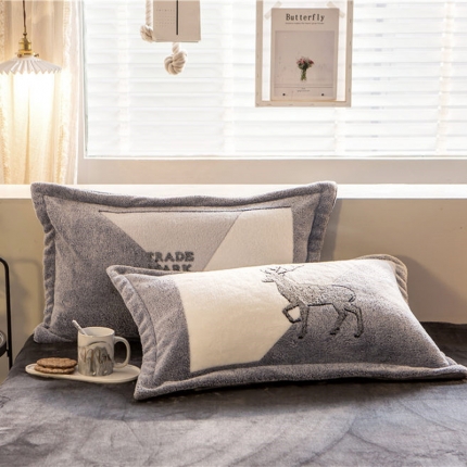 91家纺网 家纺一手货源 找家纺 （总）金奇达 2019新款大版雪花绒单品枕套一对