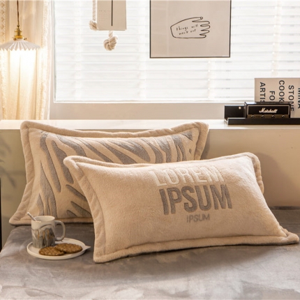 91家纺网 家纺一手货源 找家纺 （总）金奇达 2019新款大版雪花绒单品枕套一对