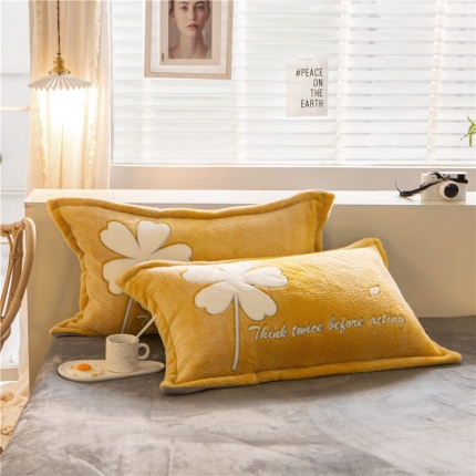 91家纺网 家纺一手货源 找家纺 （总）金奇达 2019新款大版雪花绒单品枕套一对