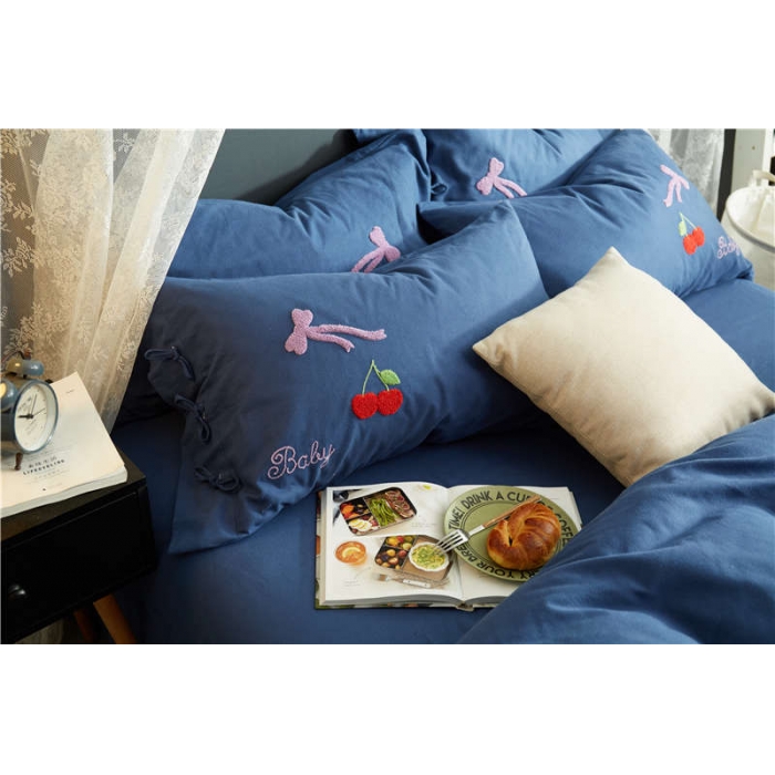 91家纺网 家纺一手货源 找家纺 优然居家纺  全棉拉绒毛巾绣四件套baby藏蓝