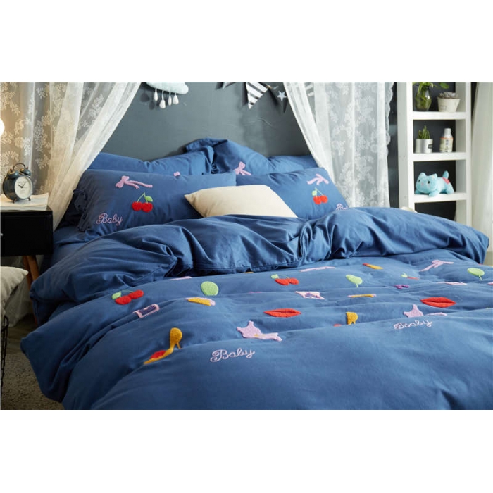 91家纺网 家纺一手货源 找家纺 优然居家纺  全棉拉绒毛巾绣四件套baby藏蓝