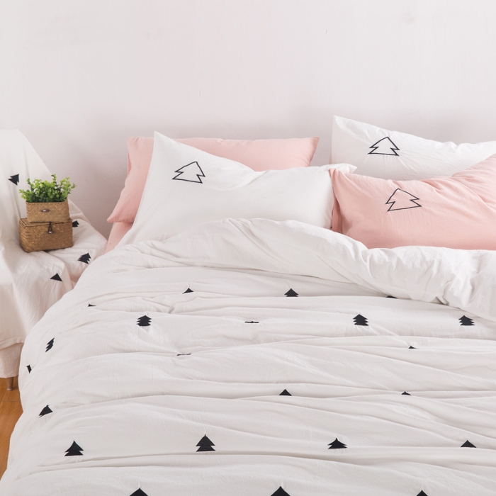 91家纺网 家纺一手货源 找家纺 优然居家纺 水洗棉绣花四件套水洗棉小树粉