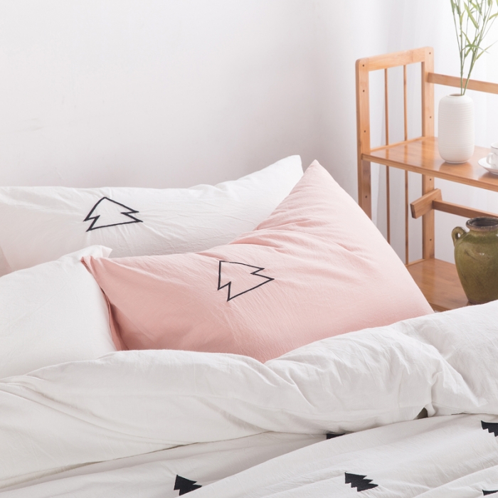 91家纺网 家纺一手货源 找家纺 优然居家纺 水洗棉绣花四件套水洗棉小树粉