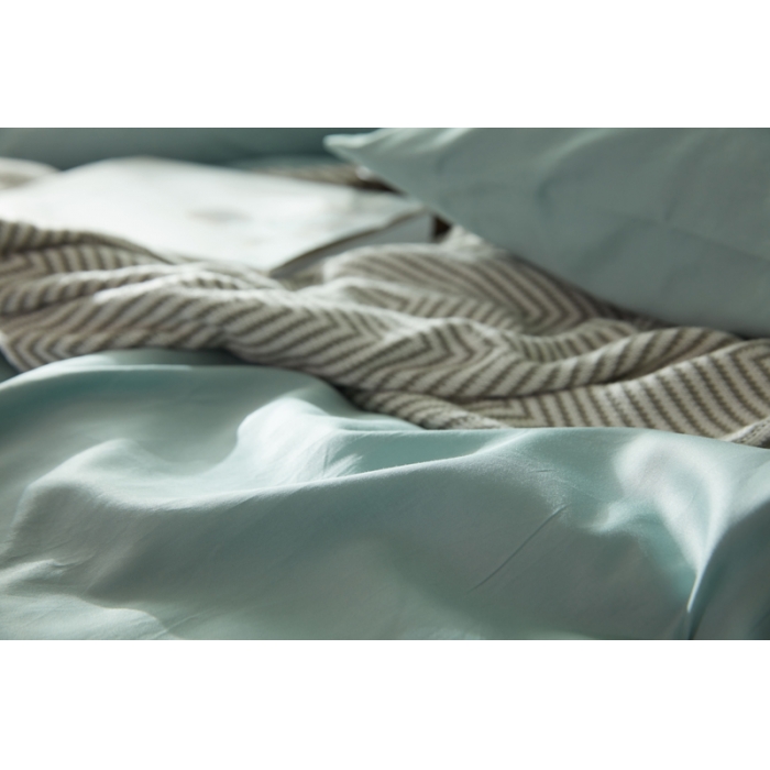 91家纺网 家纺一手货源 找家纺 优然居家纺  60长绒棉文艺双拼撞色刺绣系列四件套校园回忆