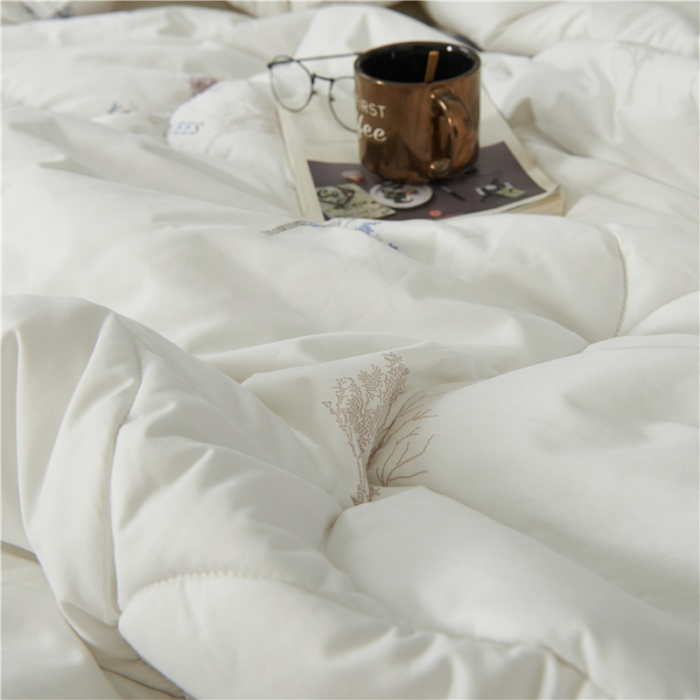 91家纺网 家纺一手货源 找家纺 优然居家纺 冬被系列 冬被-华丽