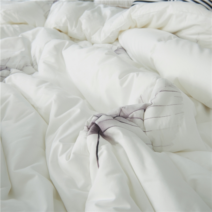 91家纺网 家纺一手货源 找家纺 优然居家纺 冬被系列 冬被-凝霜