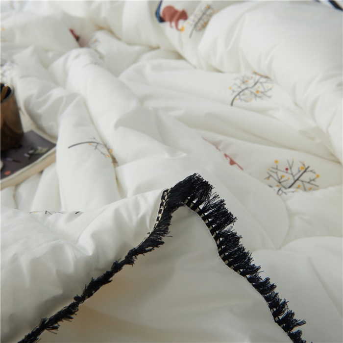 91家纺网 家纺一手货源 找家纺 优然居家纺 冬被系列 冬被-小狐狸