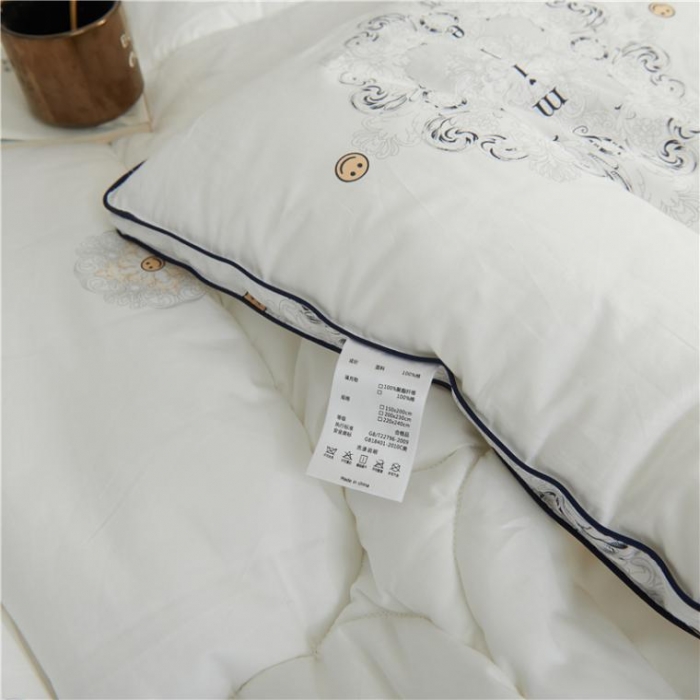 91家纺网 家纺一手货源 找家纺 优然居家纺 冬被系列 立体冬被-锦绣