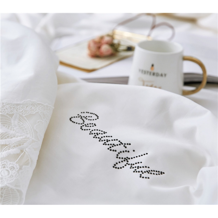 91家纺网 家纺一手货源 找家纺 优然居家纺 2018长绒棉蕾丝花边公主风格夏被 牛奶白