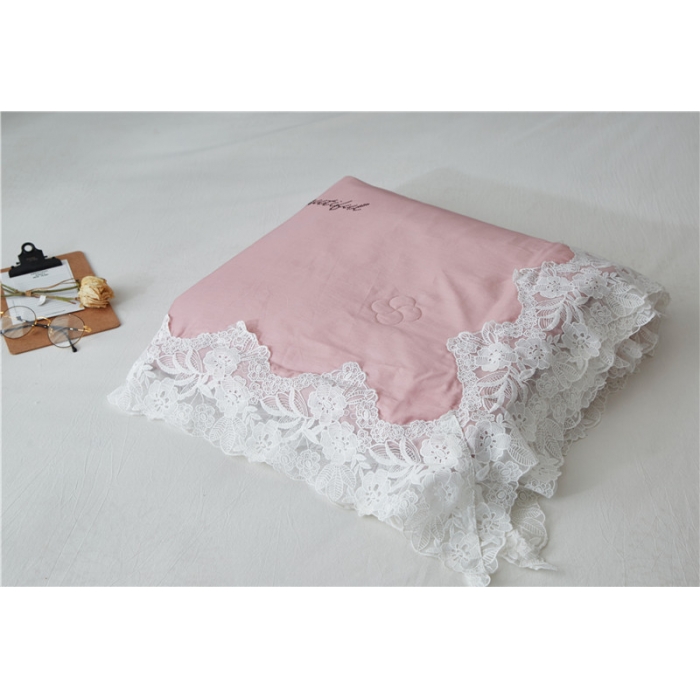 91家纺网 家纺一手货源 找家纺 优然居家纺 2018长绒棉蕾丝花边公主风格夏被 暖心粉