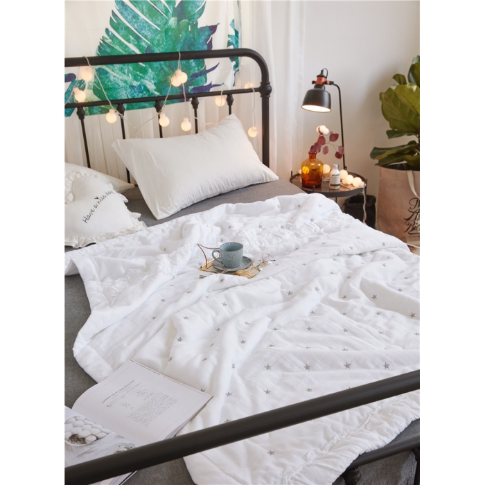 91家纺网 家纺一手货源 找家纺 优然居家居 2018新款星星夏被 双层纱白色星星