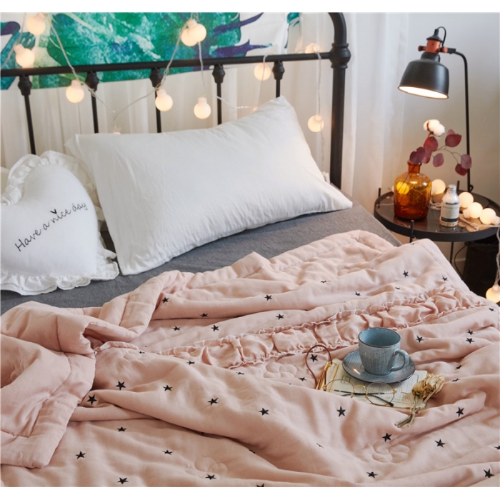 91家纺网 家纺一手货源 找家纺 优然居家居 2018新款星星夏被 双层纱红驼星星