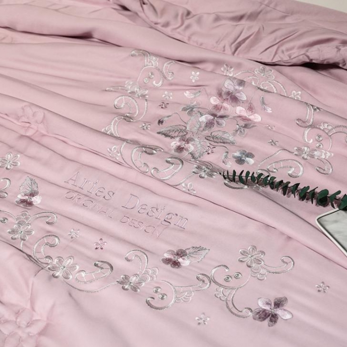 91家纺网 家纺一手货源 找家纺 优然居家居 2018长绒棉公主风格夏被 豆沙色