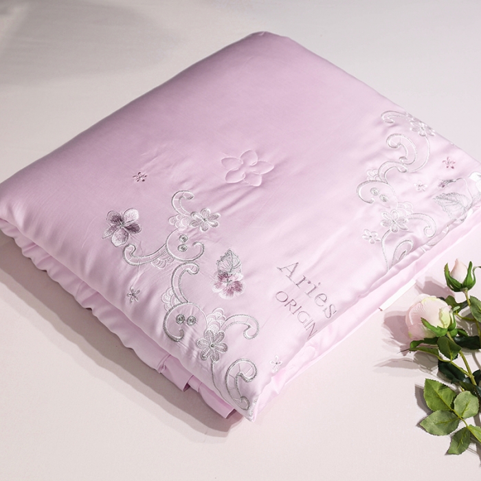 91家纺网 家纺一手货源 找家纺 优然居家居 2018长绒棉公主风格夏被 粉色