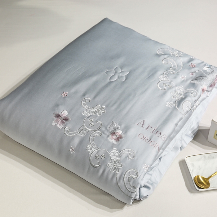 91家纺网 家纺一手货源 找家纺 优然居家居 2018长绒棉公主风格夏被 银色