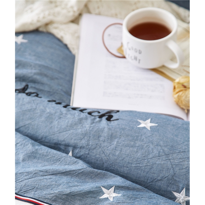 91家纺网 家纺一手货源 找家纺 优然居家居 2018赫尔风水洗刺绣款四件套 赫本蓝