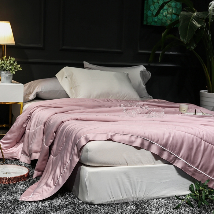 91家纺网 家纺一手货源 找家纺 优然居 50天丝夏被 豆沙色