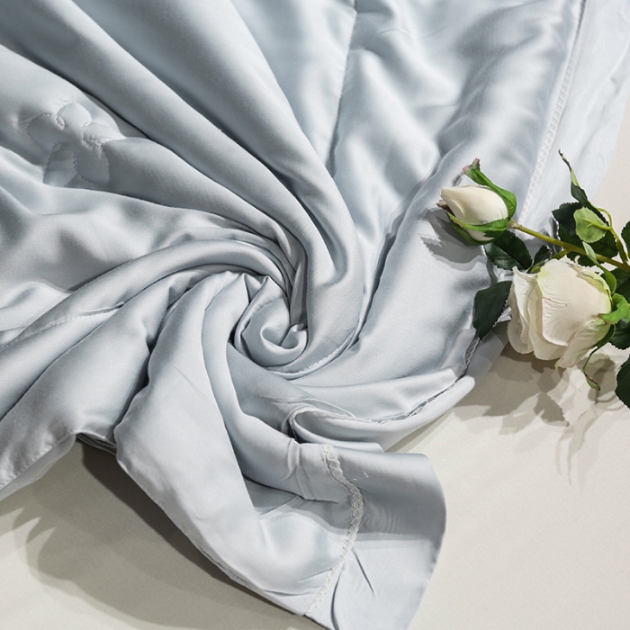 91家纺网 家纺一手货源 找家纺 优然居 50天丝夏被 银色