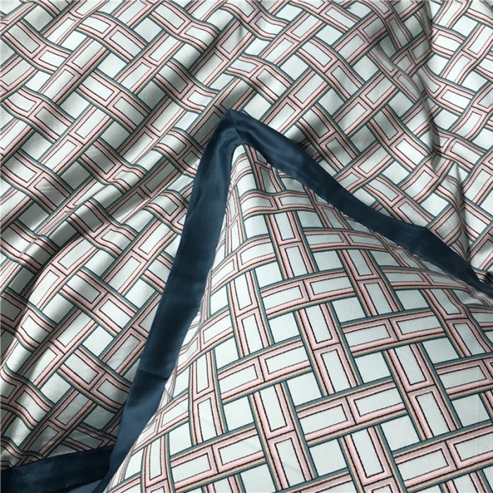 91家纺网 家纺一手货源 找家纺 优然居 2019小边款数码印花四件套维克