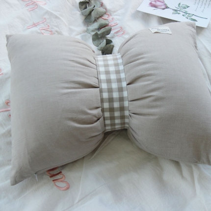 91家纺网 家纺一手货源 找家纺 （总）例外Home 2020新款蝴蝶结抱枕