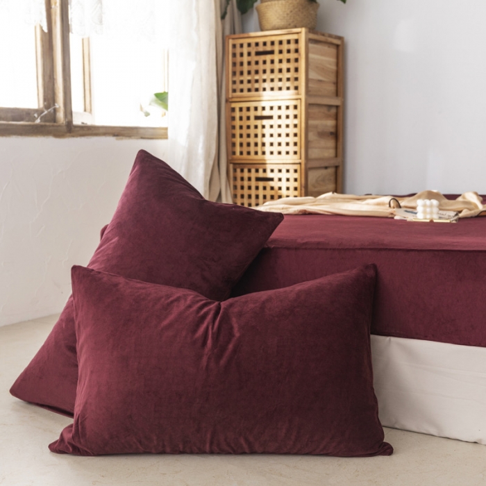 91家纺网 家纺一手货源 找家纺 例外Home 2020新款日式良品天鹅绒四件套 酒红