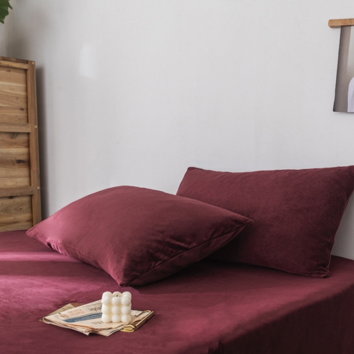 91家纺网 家纺一手货源 找家纺 例外Home 2020新款日式良品天鹅绒四件套 酒红