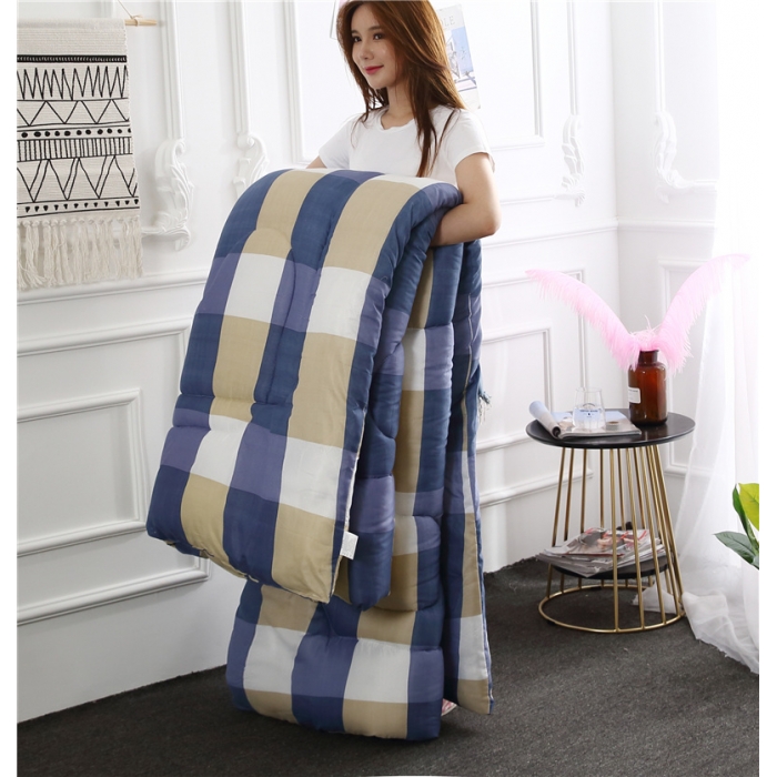 91家纺网 家纺一手货源 找家纺 畅销被业 印花冬被 简单爱