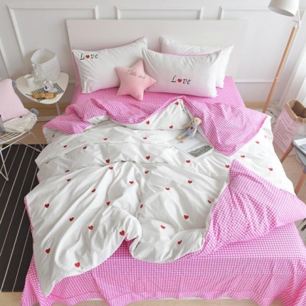 艾米家居 全棉绣花四件套简单爱