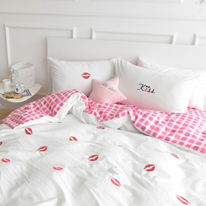 91家纺网 家纺一手货源 找家纺 艾米家居 全棉绣花四件套唇唇欲动