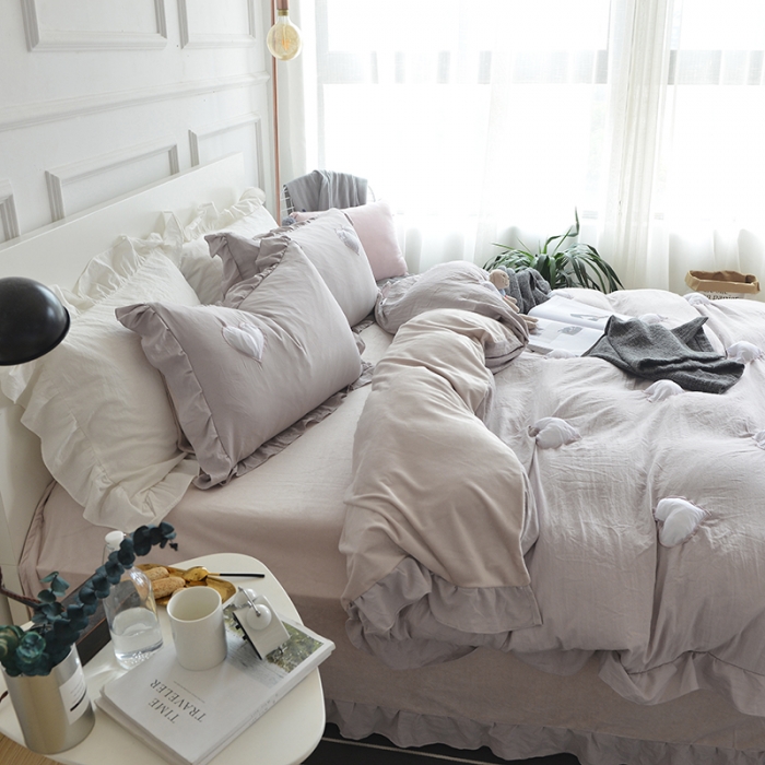 91家纺网 家纺一手货源 找家纺 艾米家居 韩版公主风水洗棉+水晶绒立体绣四件套  气质灰