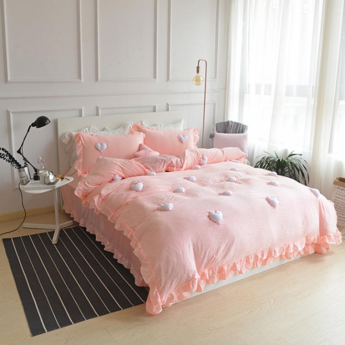 91家纺网 家纺一手货源 找家纺 艾米家居 韩版公主风水洗棉+水晶绒立体绣四件套  珊瑚玉