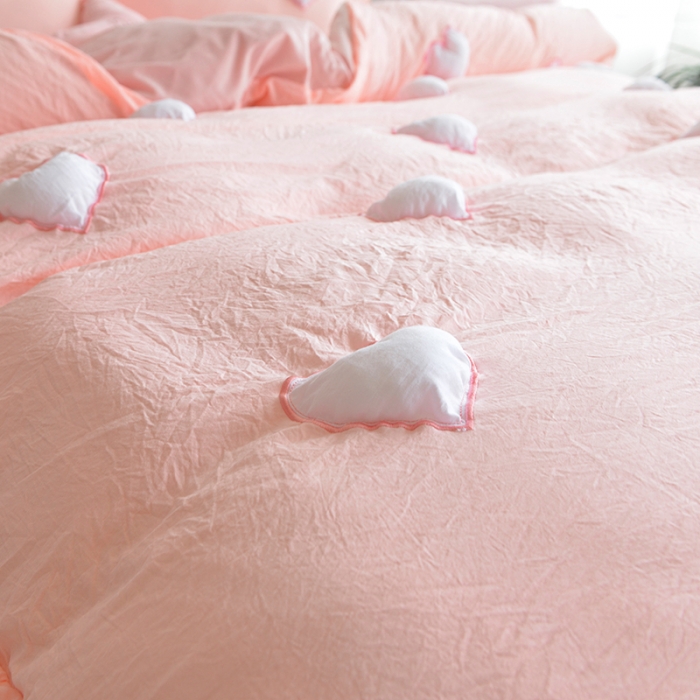 91家纺网 家纺一手货源 找家纺 （总）艾米家居 韩版公主风水洗棉+水晶绒立体绣四件套