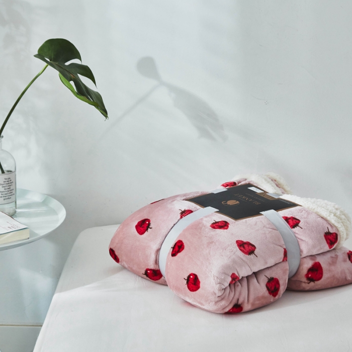 91家纺网 家纺一手货源 找家纺 来菲家纺 2025新款复合印花羊羔绒毛毯 柏瑞