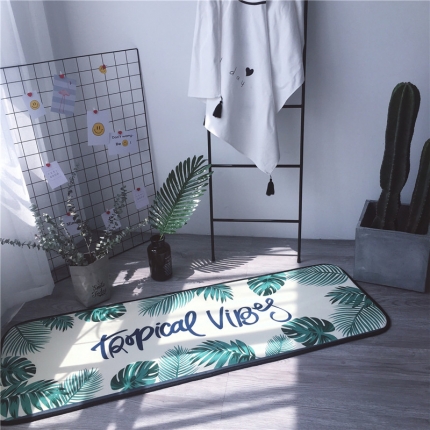 91家纺网 家纺一手货源 找家纺 昔可家纺 2017新款长条地垫绿叶-奶白底