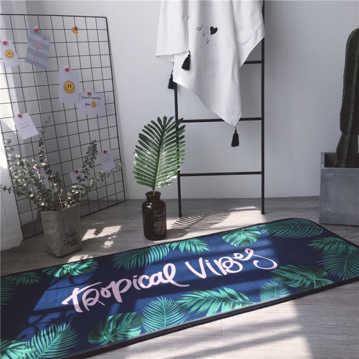 91家纺网 家纺一手货源 找家纺 昔可家纺 2017新款长条地垫绿叶-深蓝底