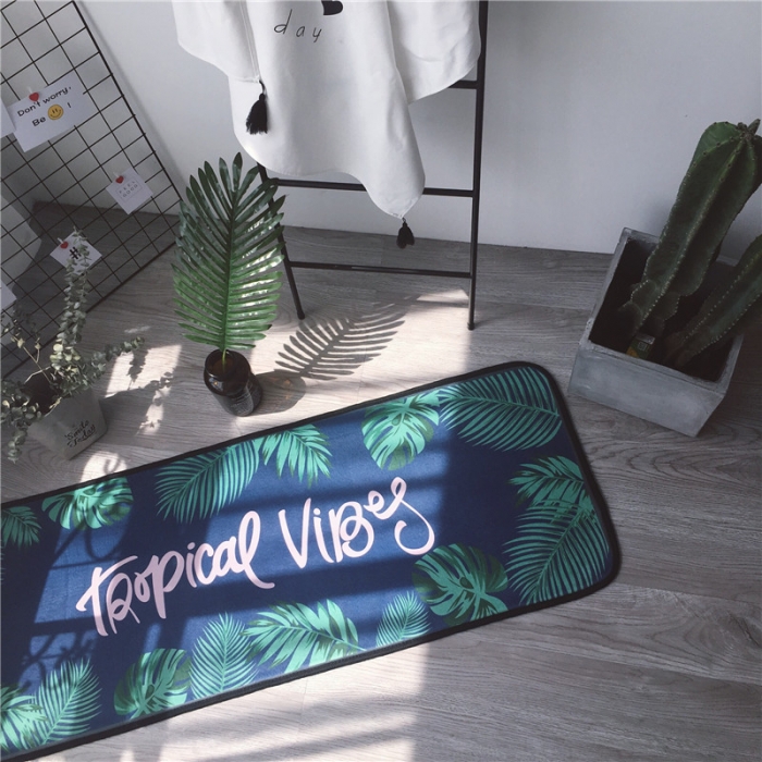 91家纺网 家纺一手货源 找家纺 昔可家纺 2017新款长条地垫绿叶-深蓝底