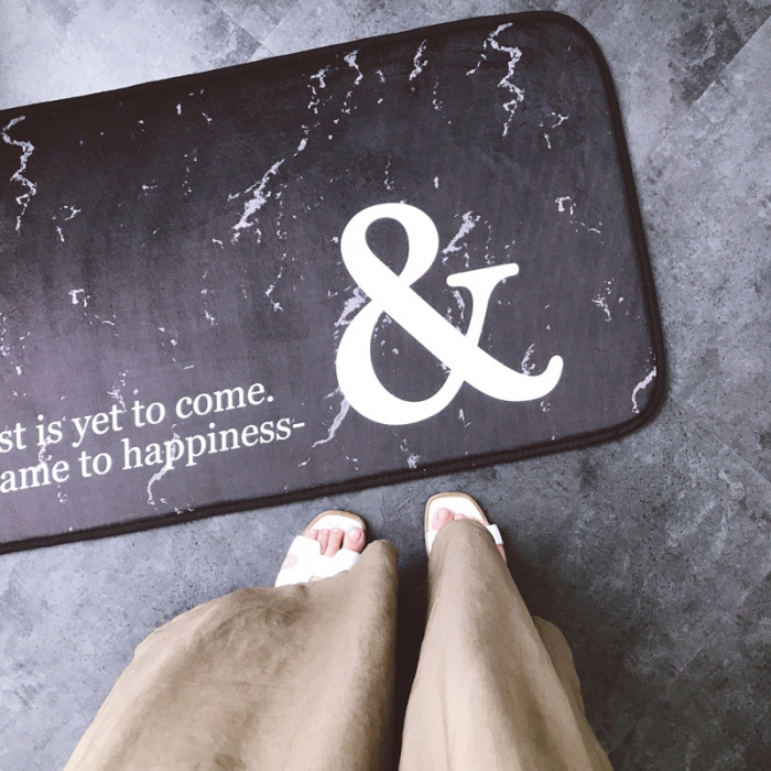 91家纺网 家纺一手货源 找家纺 昔可家纺 2017新款长条地垫大理石纹