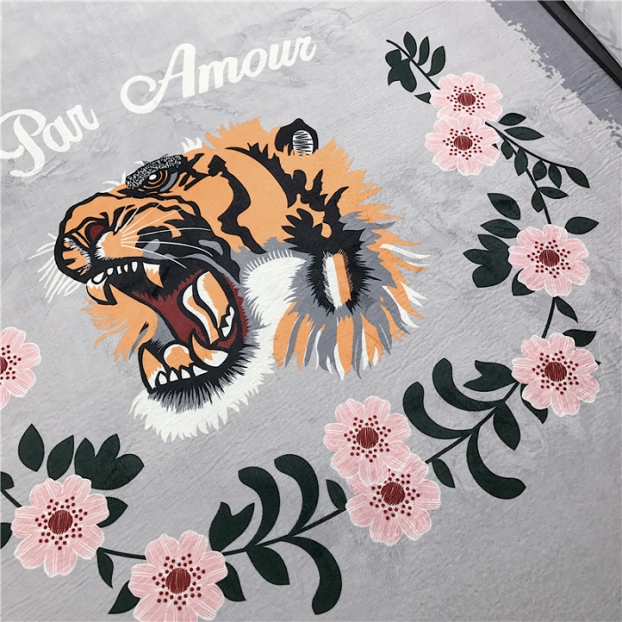 91家纺网 家纺一手货源 找家纺 昔可家纺 简约新款地垫  花与虎