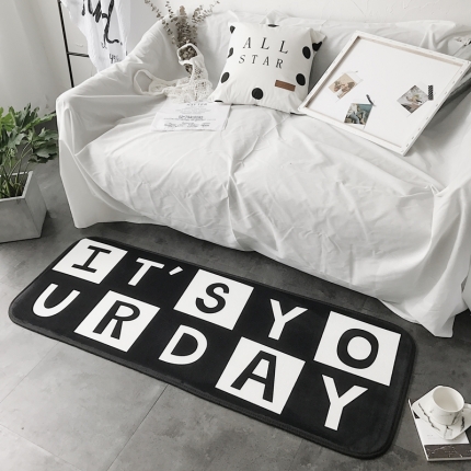 昔可家纺 8月份新款长条地垫方块字母