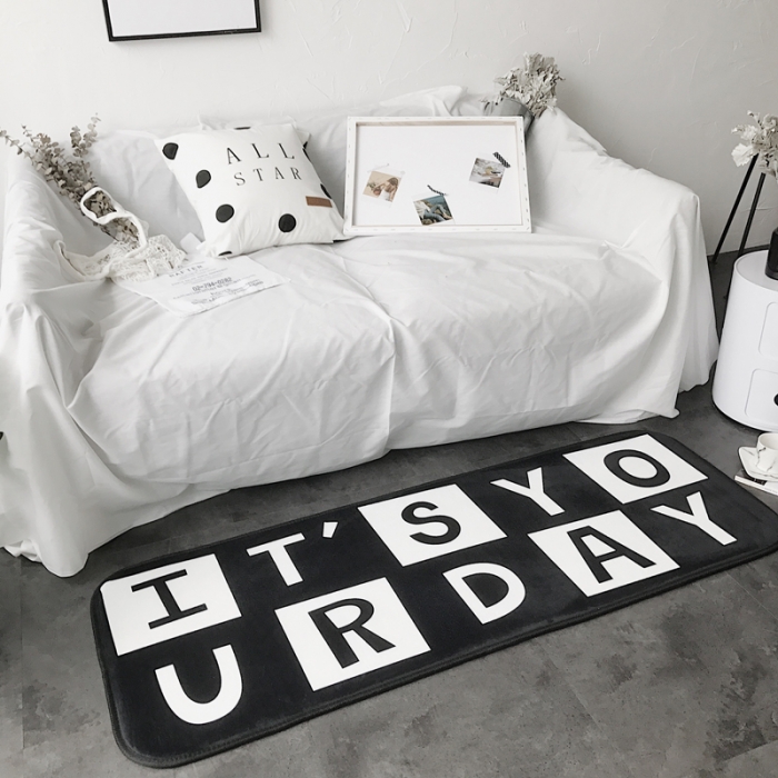 91家纺网 家纺一手货源 找家纺 昔可家纺 8月份新款长条地垫方块字母