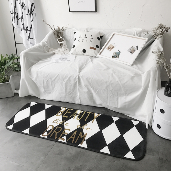 91家纺网 家纺一手货源 找家纺 昔可家纺 8月份新款长条地垫烫金字母