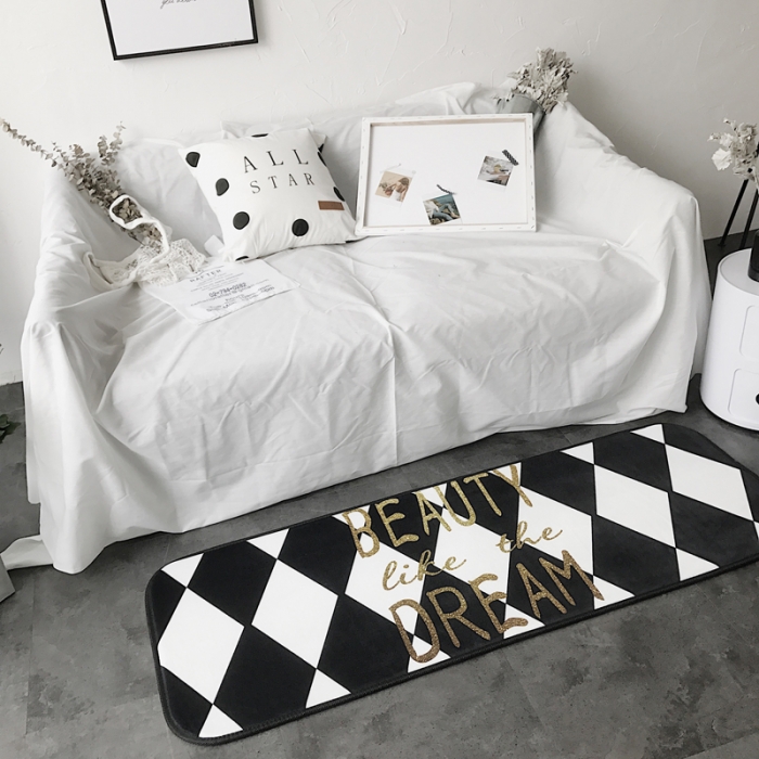 91家纺网 家纺一手货源 找家纺 昔可家纺 8月份新款长条地垫烫金字母