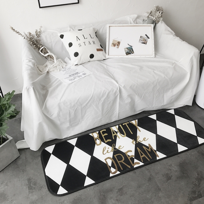 91家纺网 家纺一手货源 找家纺 昔可家纺 8月份新款长条地垫烫金字母