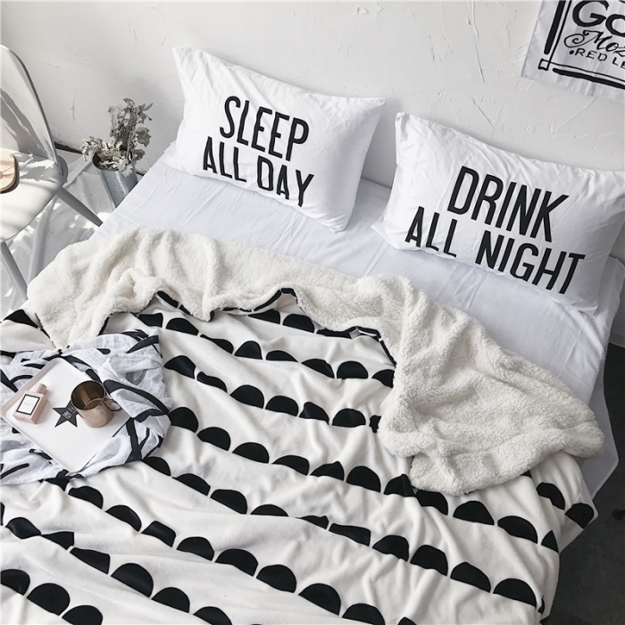 91家纺网 家纺一手货源 找家纺 （总）2017新款爆款羊羔绒毯