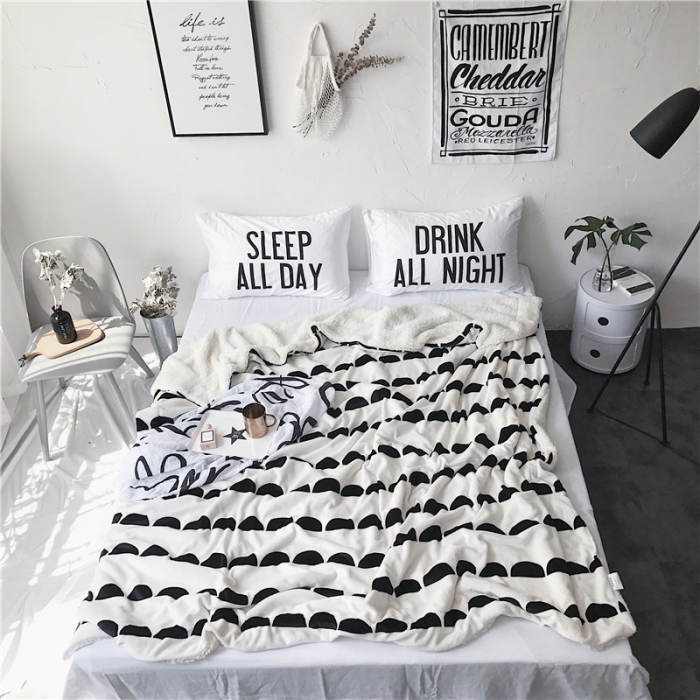 91家纺网 家纺一手货源 找家纺 （总）2017新款爆款羊羔绒毯